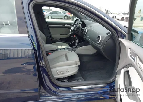 2017 Audi A3 E-Tron 1.4T Premium из США, поврежденный, VIN WAUTPBFF0HA138981